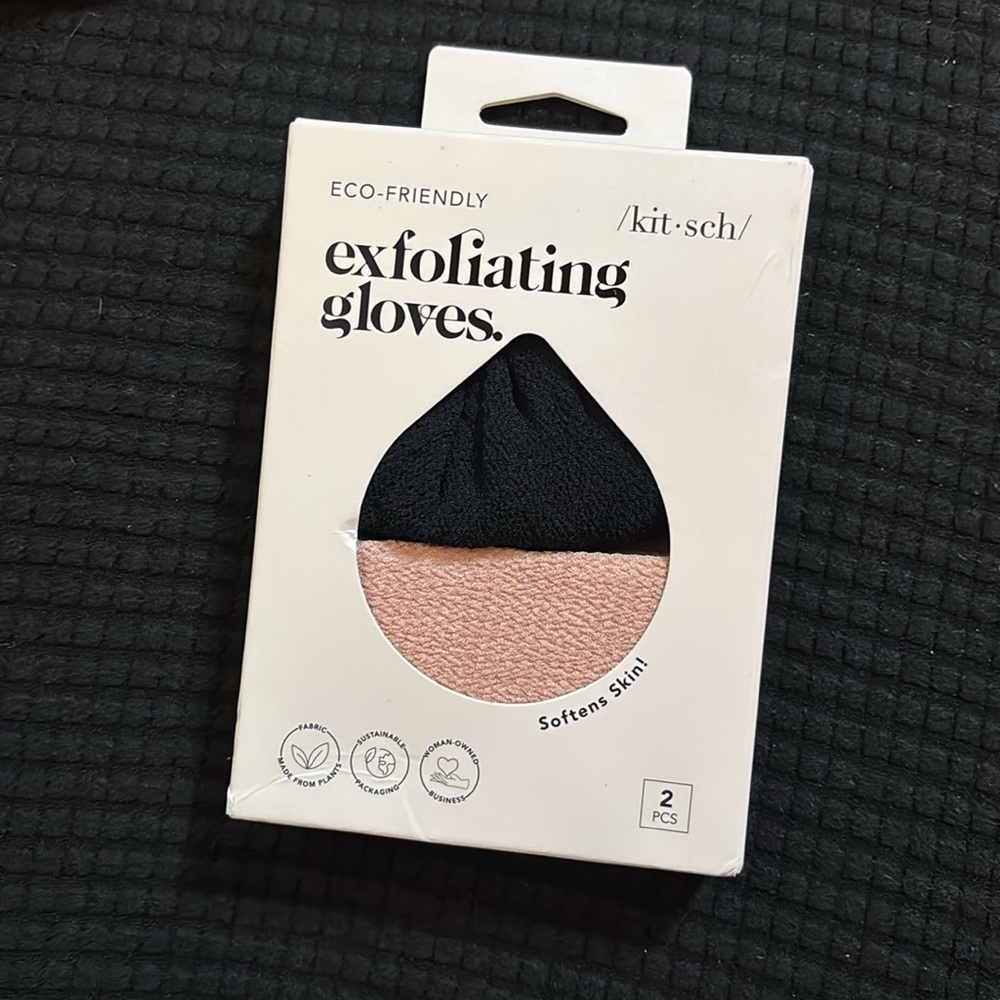🆕 Kitsch 2Pcs Exfoliating Gloves Black & Terracotta
